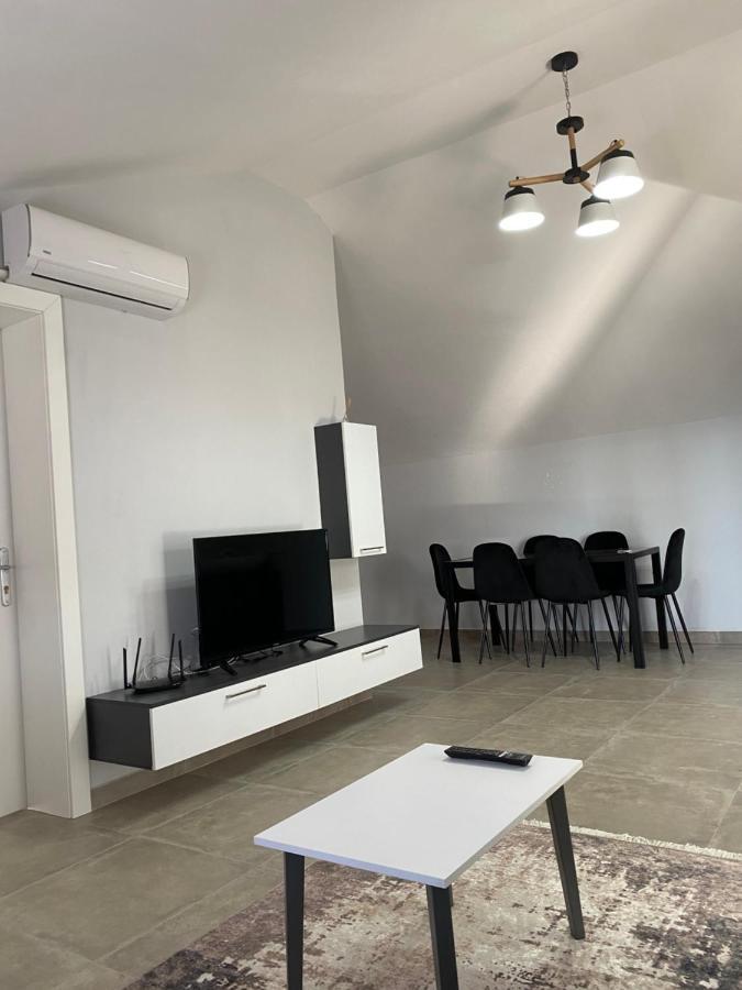 Eagle's Nest Appartement